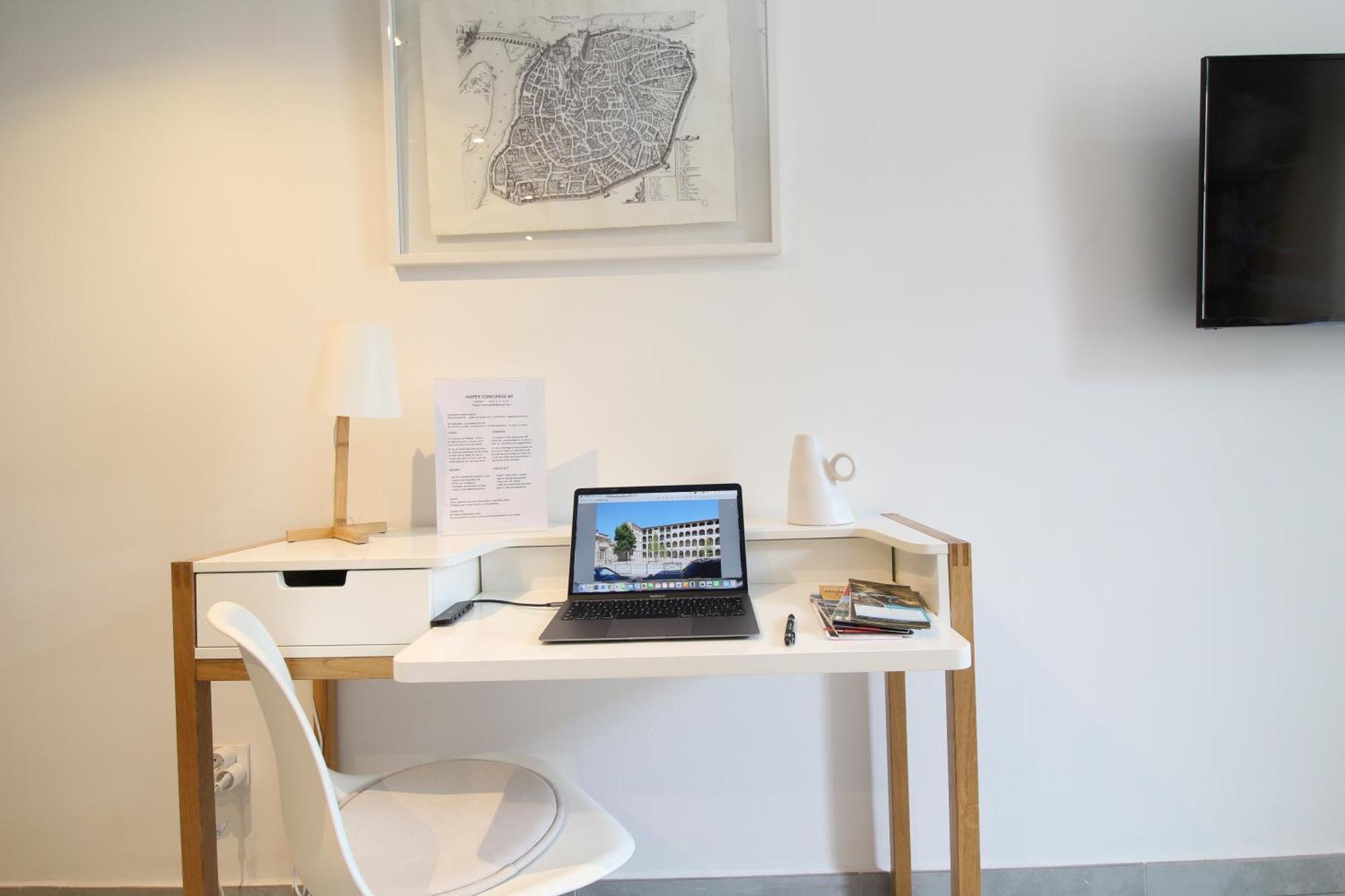Apartment Nouveaute 2025 - Les Lices 2-hypercentre-proche Gare-wifi Rapide-2p