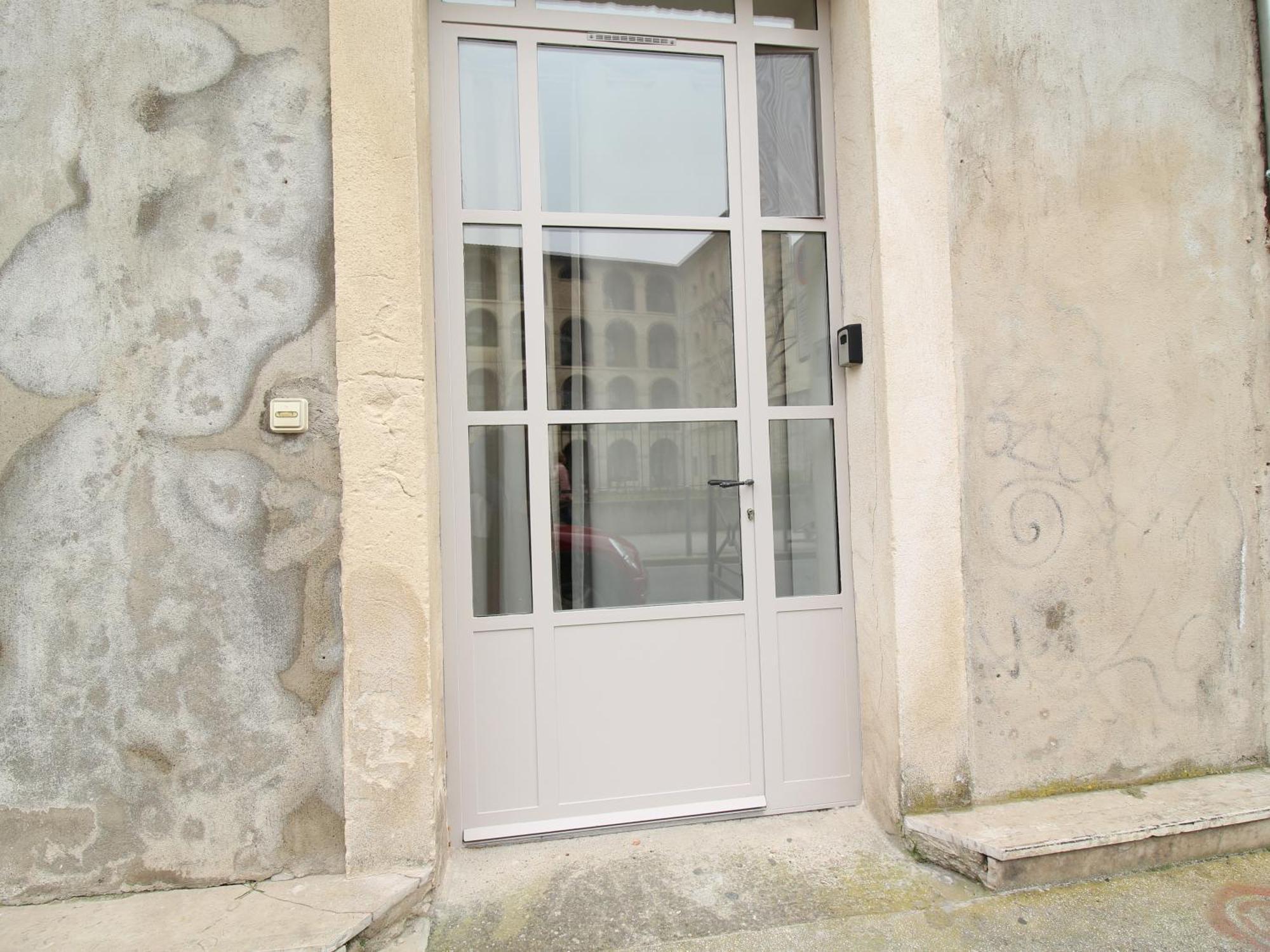 Apartment Nouveaute 2025 - Les Lices 2-hypercentre-proche Gare-wifi Rapide-2p